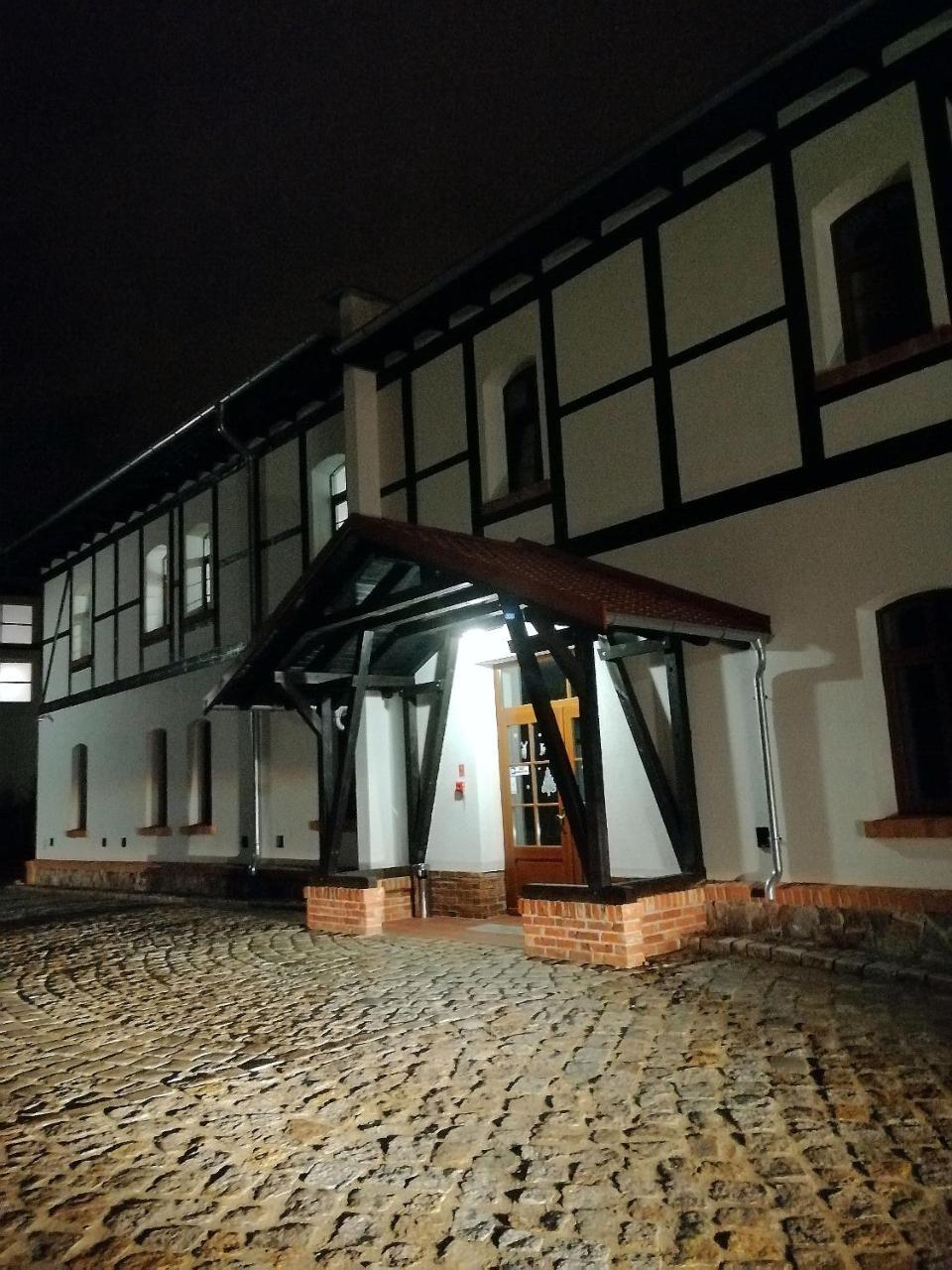 Noclegi Stara Wozownia Schneidemühl Exterior foto